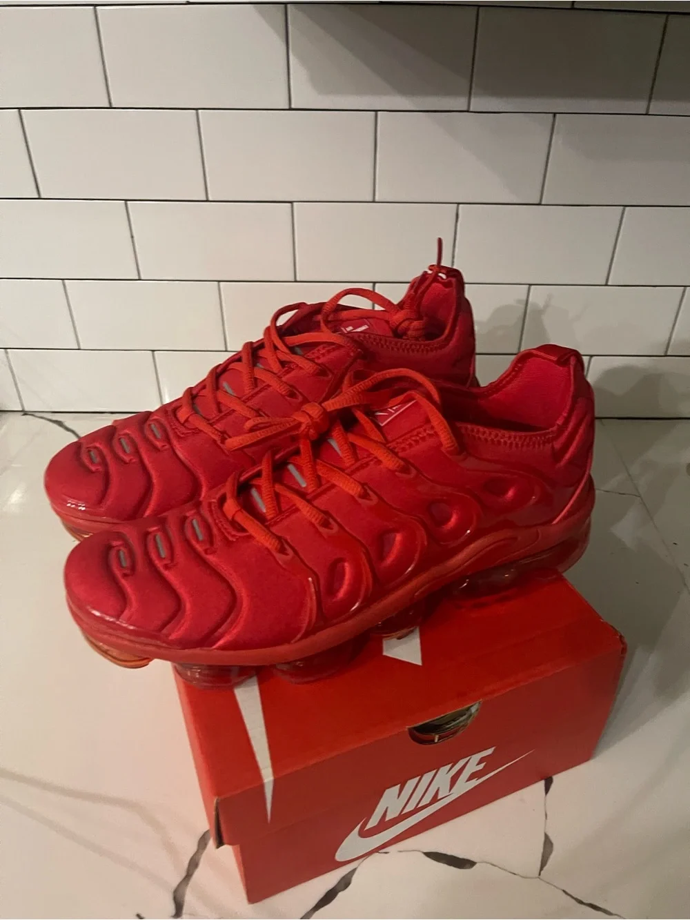 Mens Vapor Max Plus Size 9.